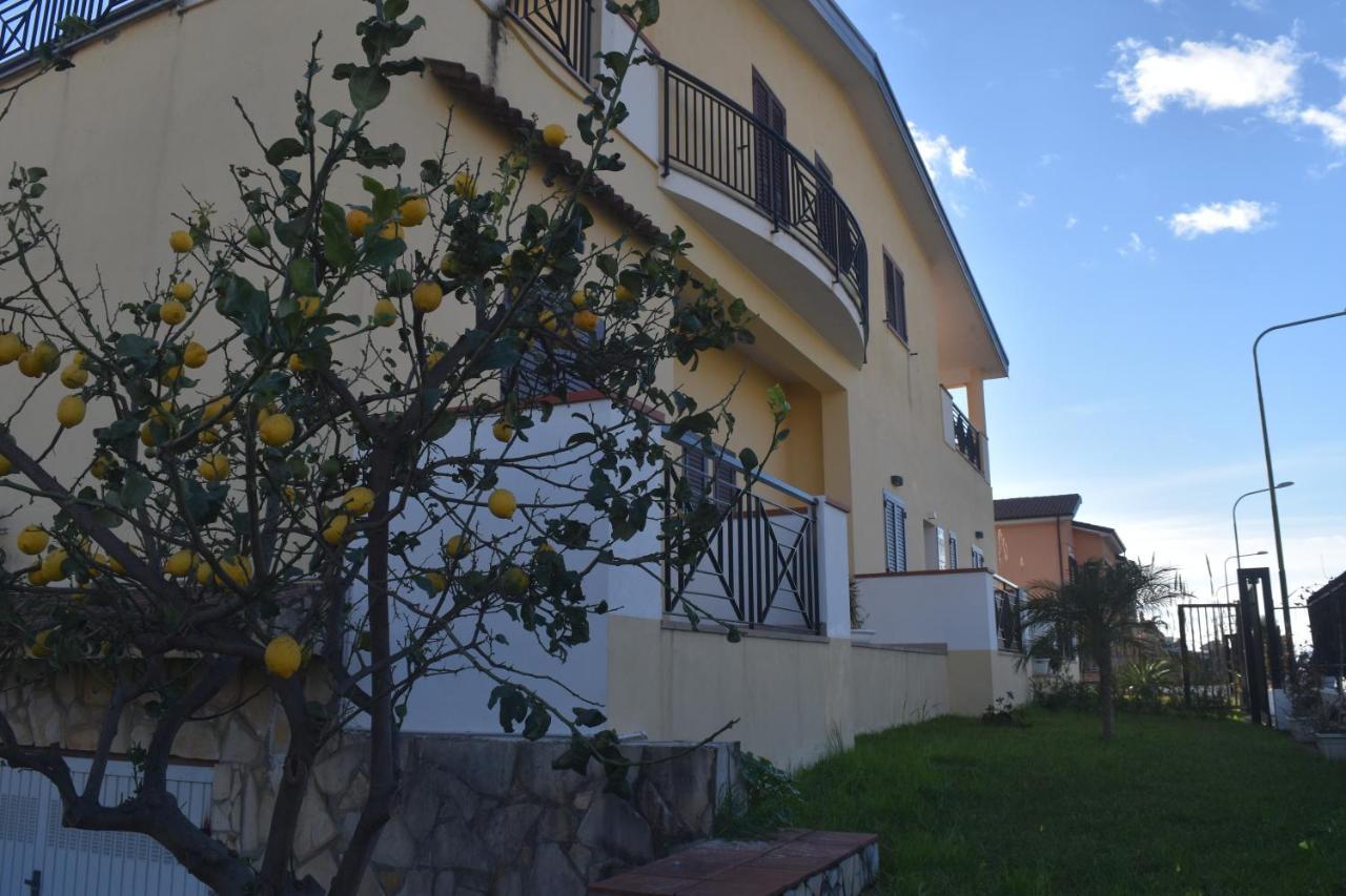 Bed & Breakfast Domus Pepe Scalea Dış mekan fotoğraf